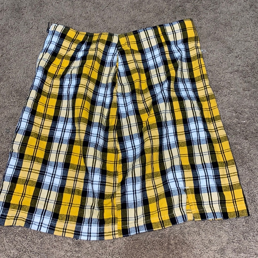 Size xs hollister skirt. ultra high rise